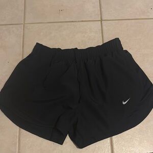 Nike Black Athletic Shorts Lightweight Elastic Waist